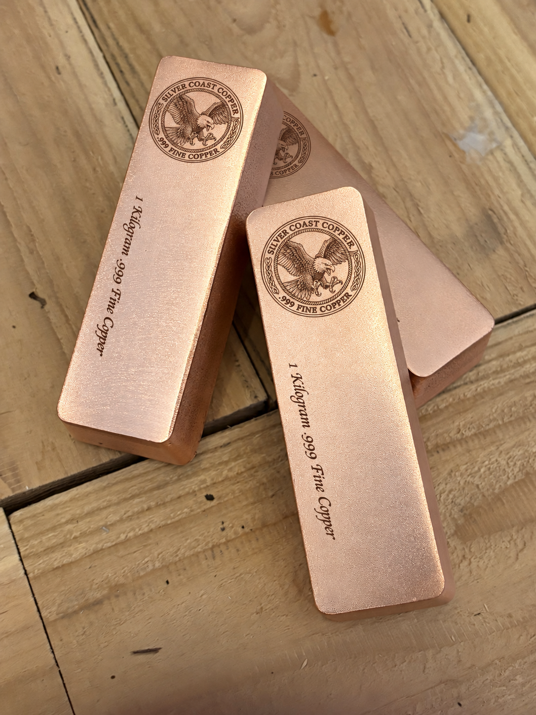 1 kilogram .999 fine copper eagle logo bar in satin finish - three stacked satin bars