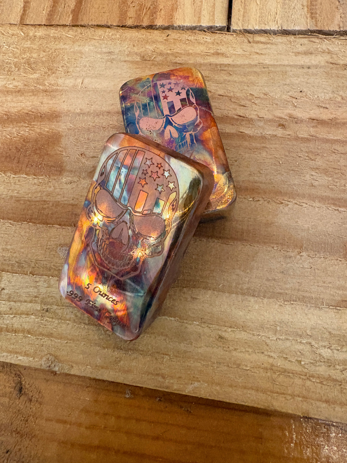 5oz Flame Painted Flagged Skull